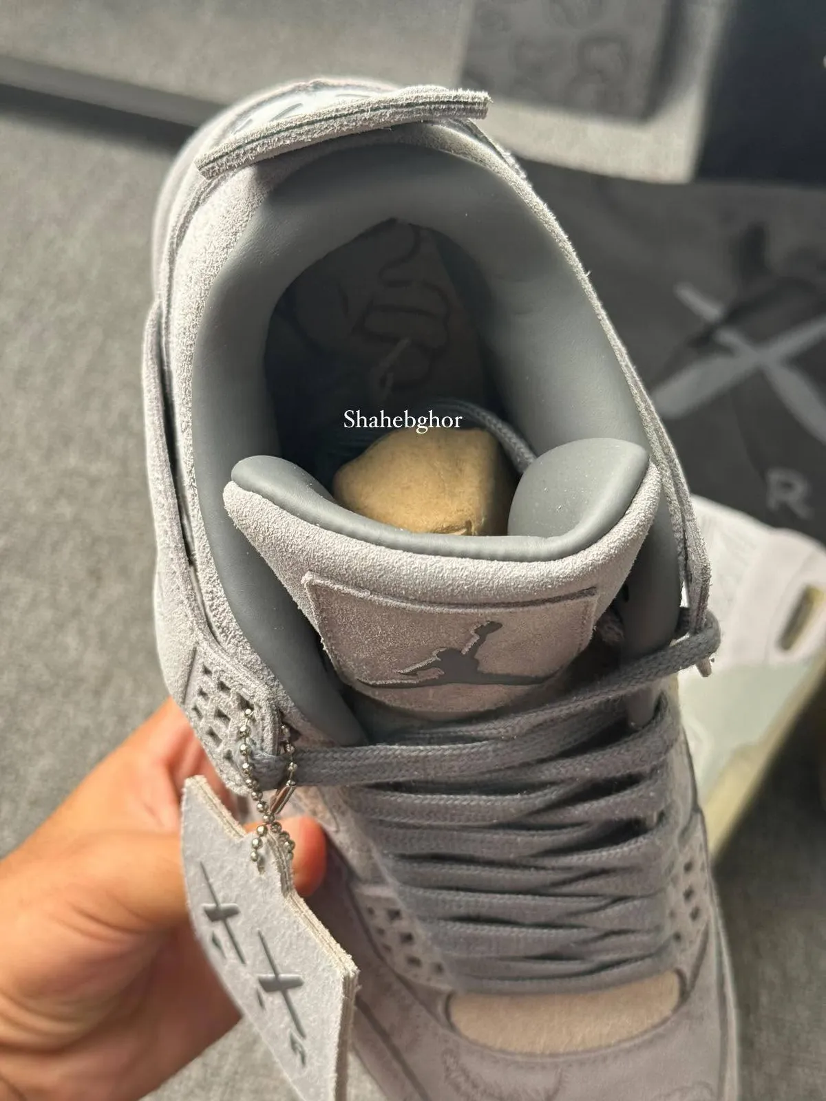 Nike Air Jordan 4 Retro Kaws 4