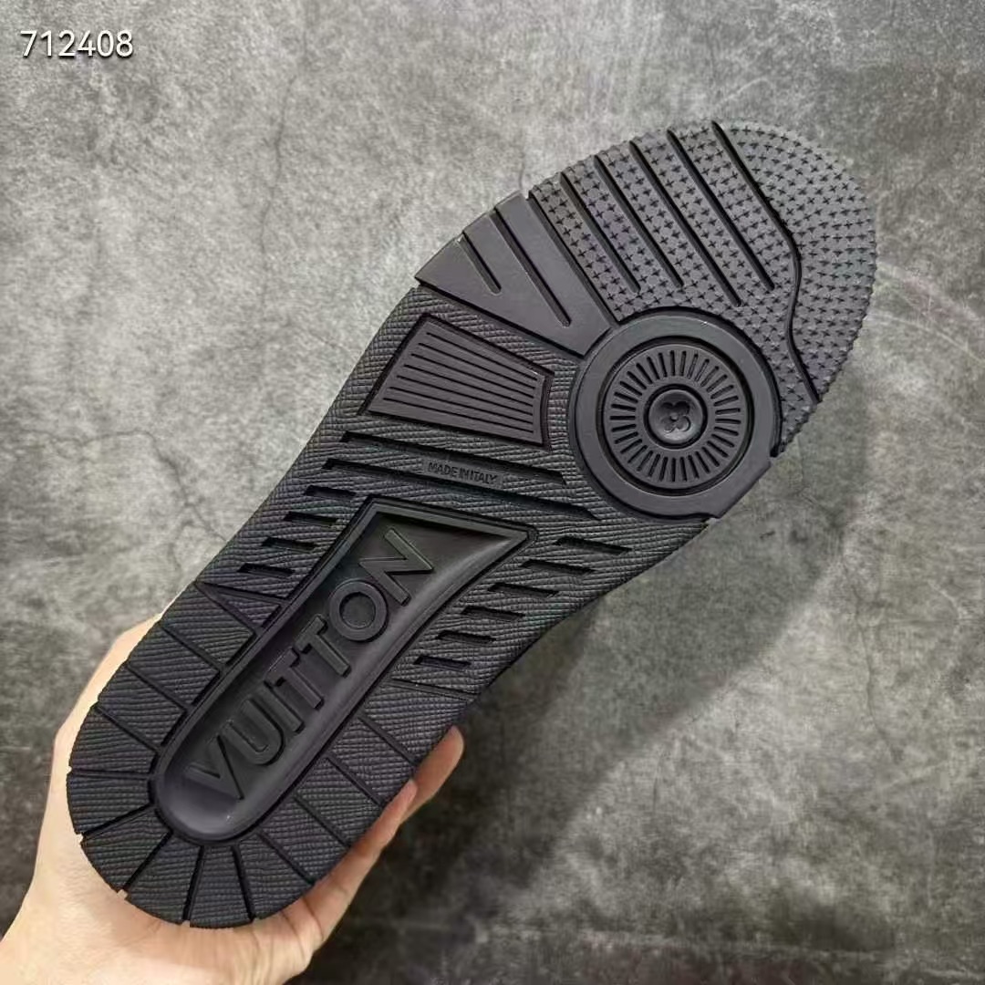 Louis Vuitton 8